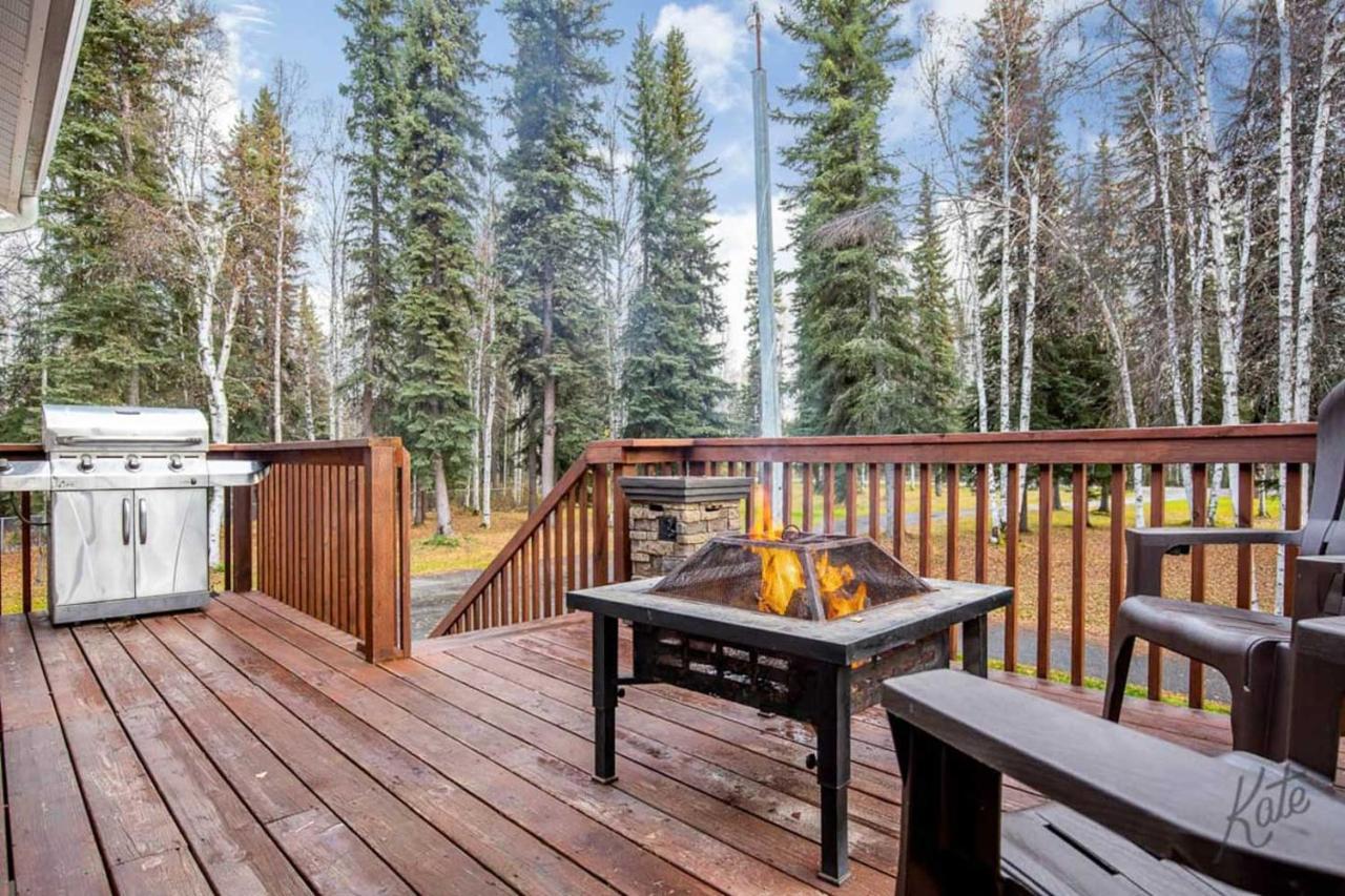 North Pole Escape With Deck And Aurora Lights Views! Villa Exterior foto